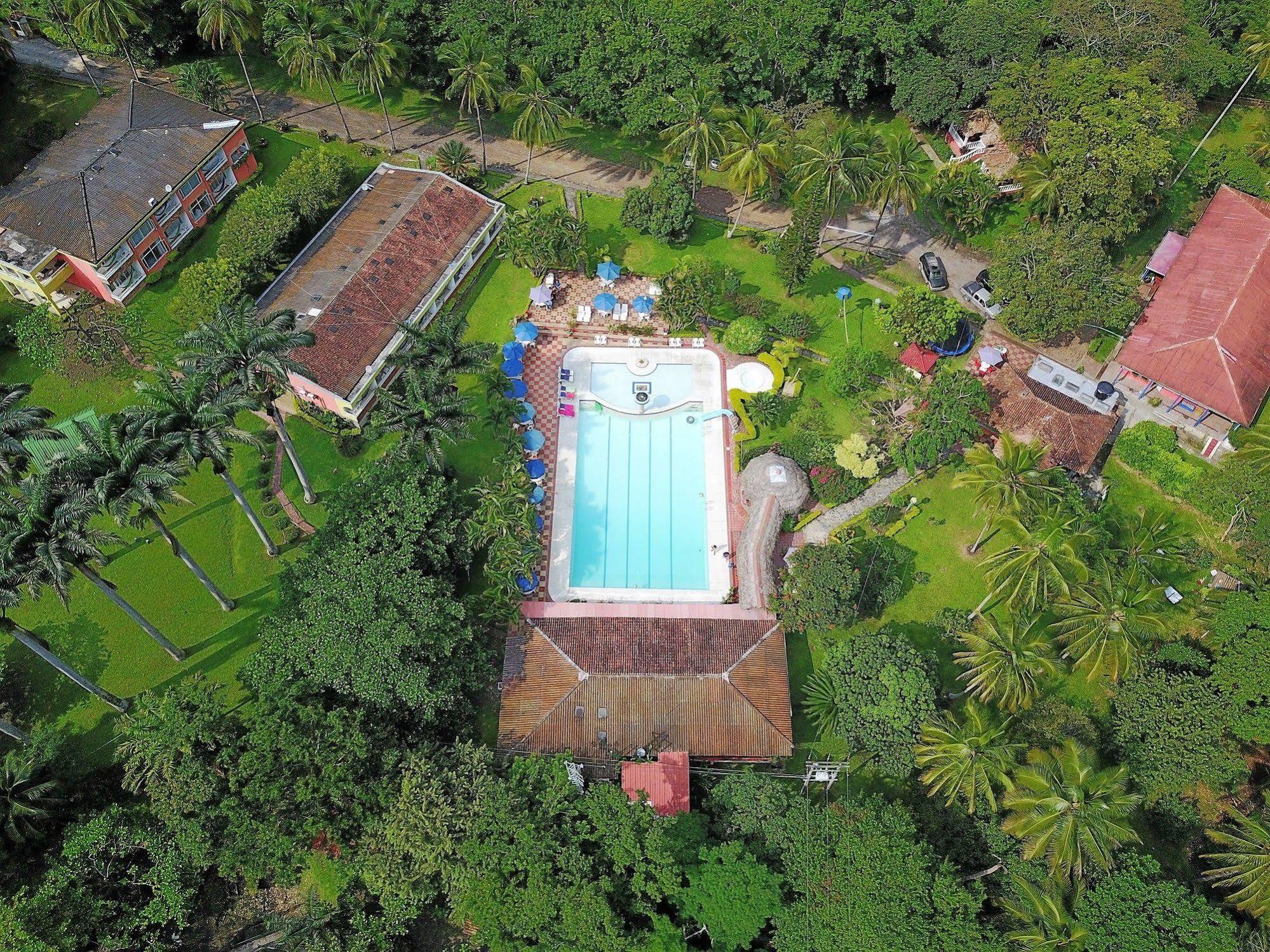 Hotel Hacienda El Diamante Villeta Exterior photo